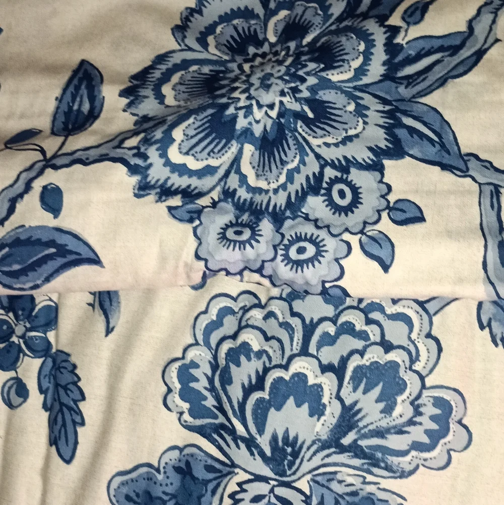 NWT Ralp Lauren Floral Blue and White Porcelain 3 pcs. Set Size King